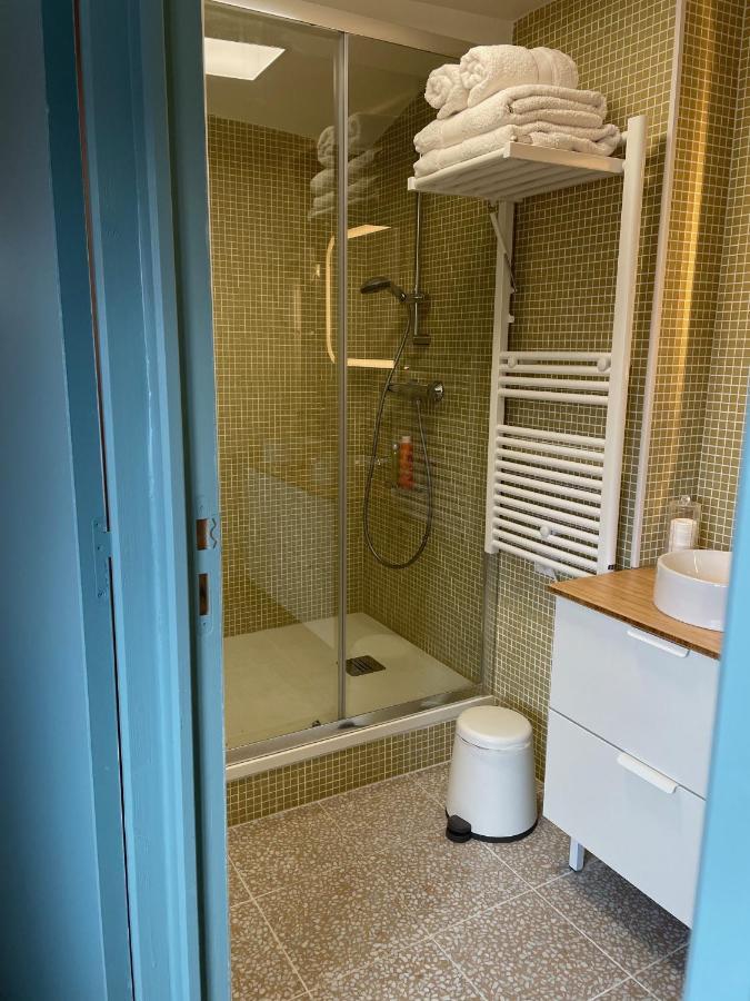Au Coeur du Vieux Toulon: Renovated Calm Oasis with Elevator Apartment Exterior photo